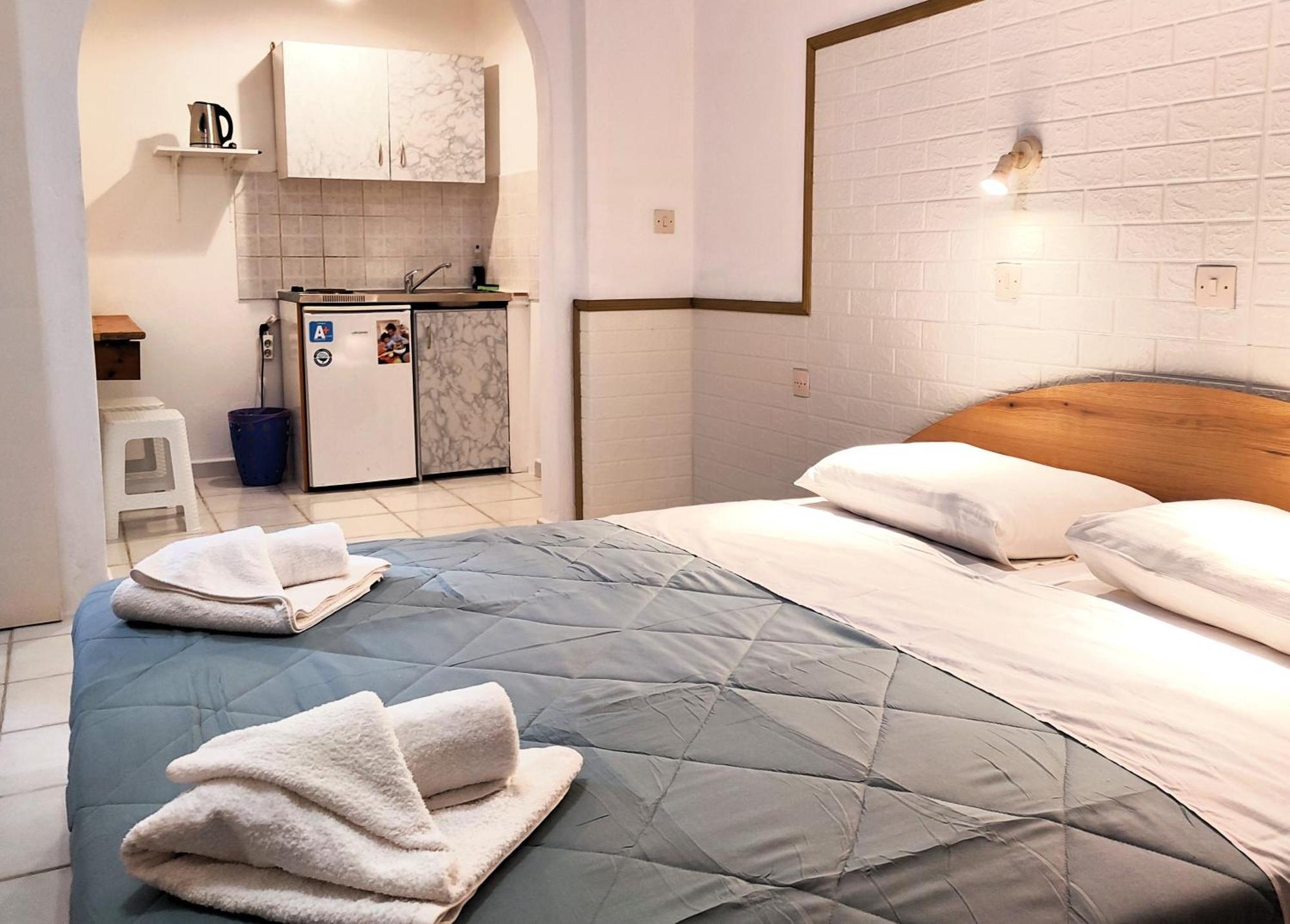 Eleni Apartments Sant George Beach Agios Georgios  Exterior foto
